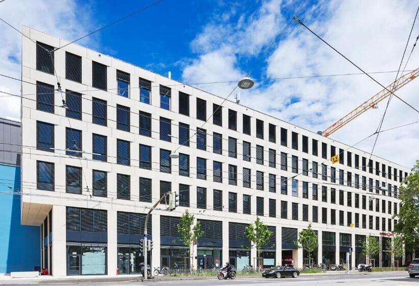 Meininger Hotel Genève Centre Charmilles