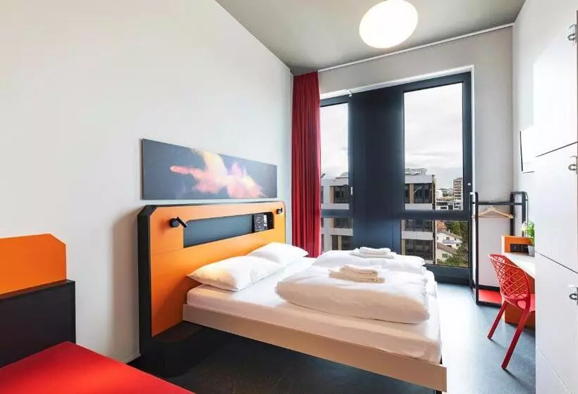 Meininger Hotel Genève Centre Charmilles