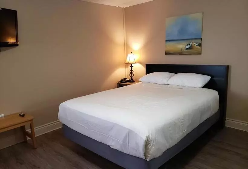 Parlee Beach Motel