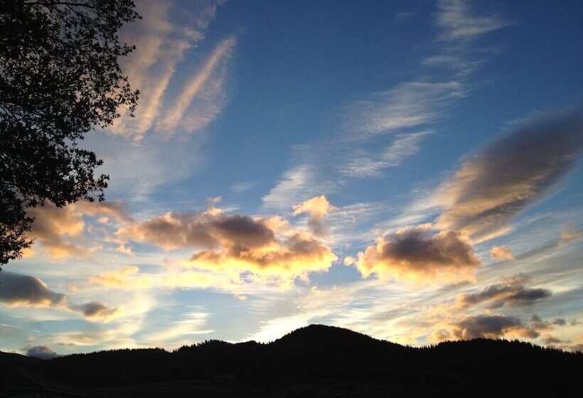 Ellauri Hotel   Adults Only