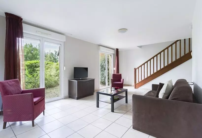 Garden & City Lyon Marcy