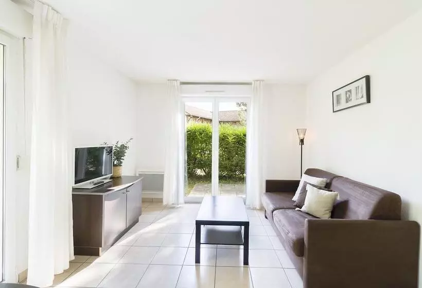 Garden & City Lyon Marcy