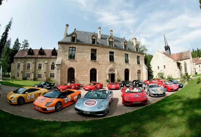 Отель Abbaye De La Bussière
