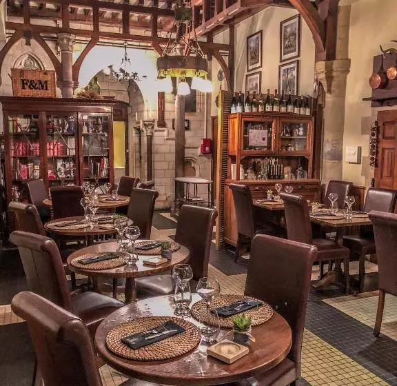 Отель Abbaye De La Bussière