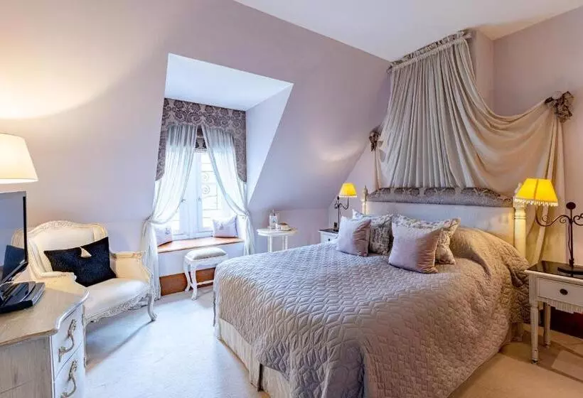 Отель Abbaye De La Bussière