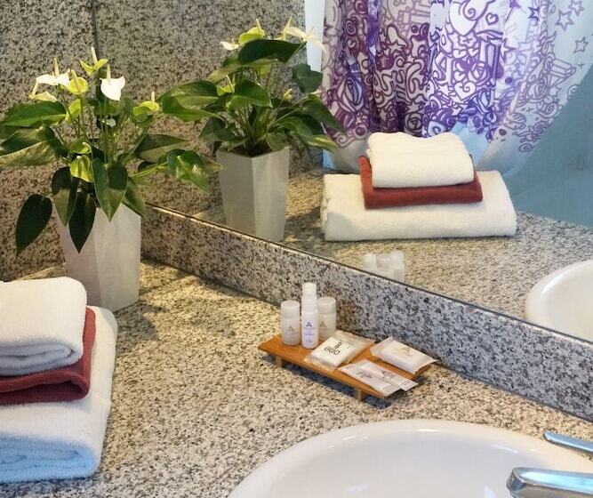 ホテル Gratte Ciel Ariana