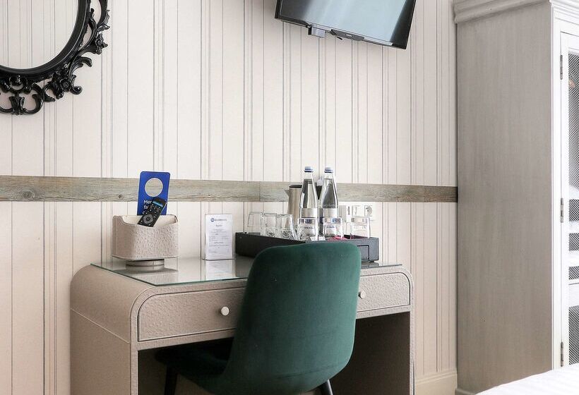 هتل Best Western Hôtel Brittany La Baule Centre & Plages