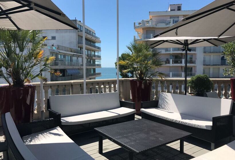 هتل Best Western Hôtel Brittany La Baule Centre & Plages