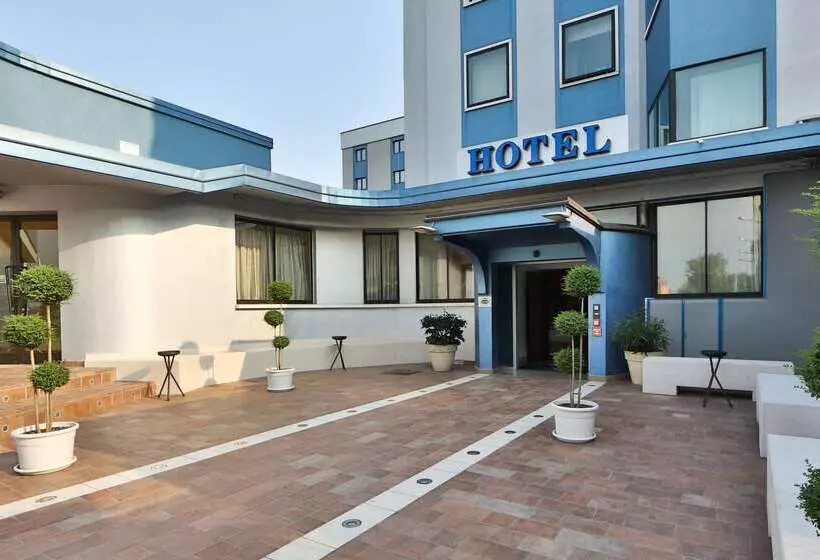 בית מלון כפרי Best Western Plus Soave