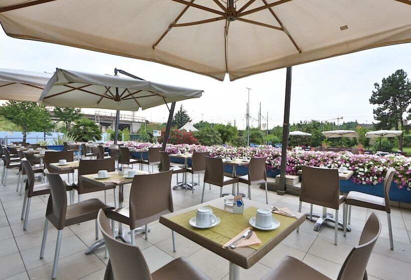 Отель Best Western Plus Soave