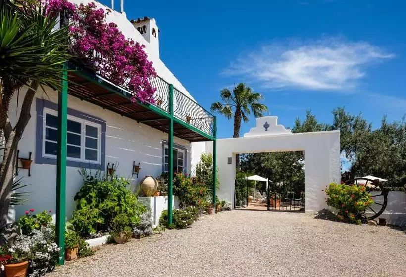 Отель Casa Vale Del Rei