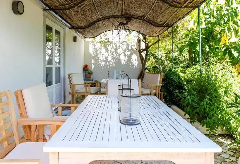 Отель Casa Vale Del Rei