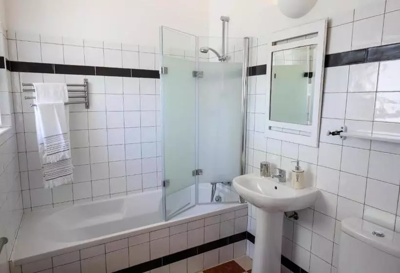 Отель Casa Vale Del Rei