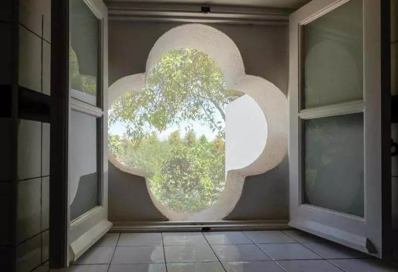 Отель Casa Vale Del Rei