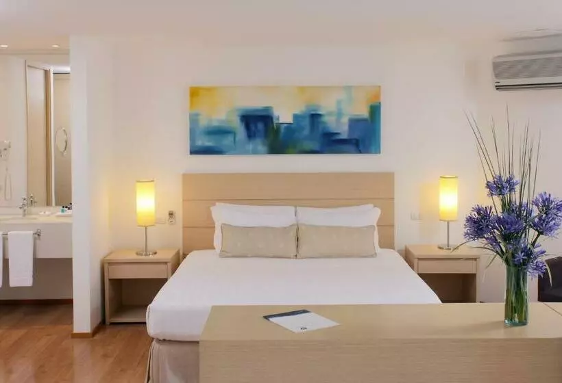 Отель Estelar Blue