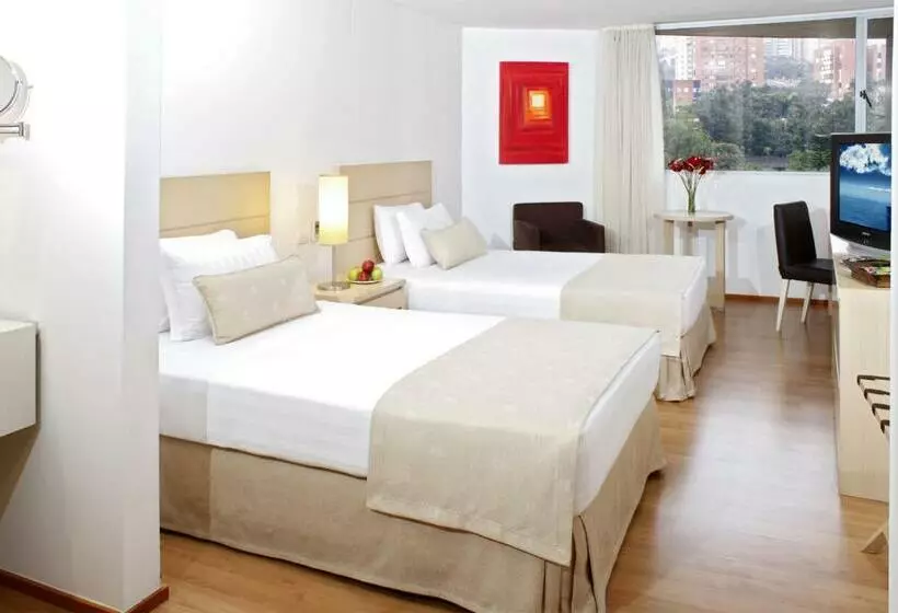 Отель Estelar Blue