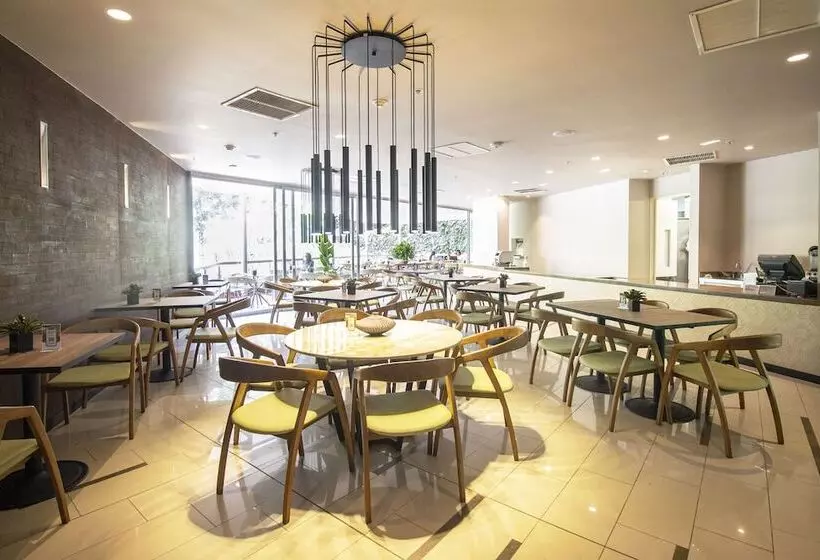 Отель Estelar Blue