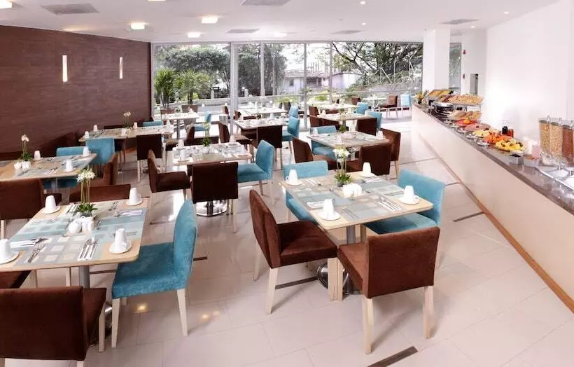 Отель Estelar Blue