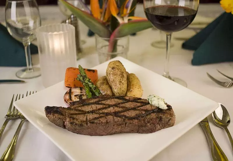 هتل Hilton Garden Inn San Diego Del Mar