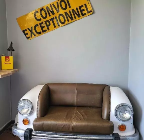 هتل Hôtel Parc Adélie Logis Hôtels