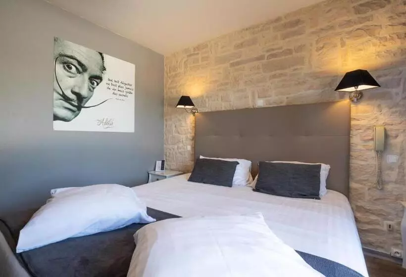 هتل Hôtel Parc Adélie Logis Hôtels