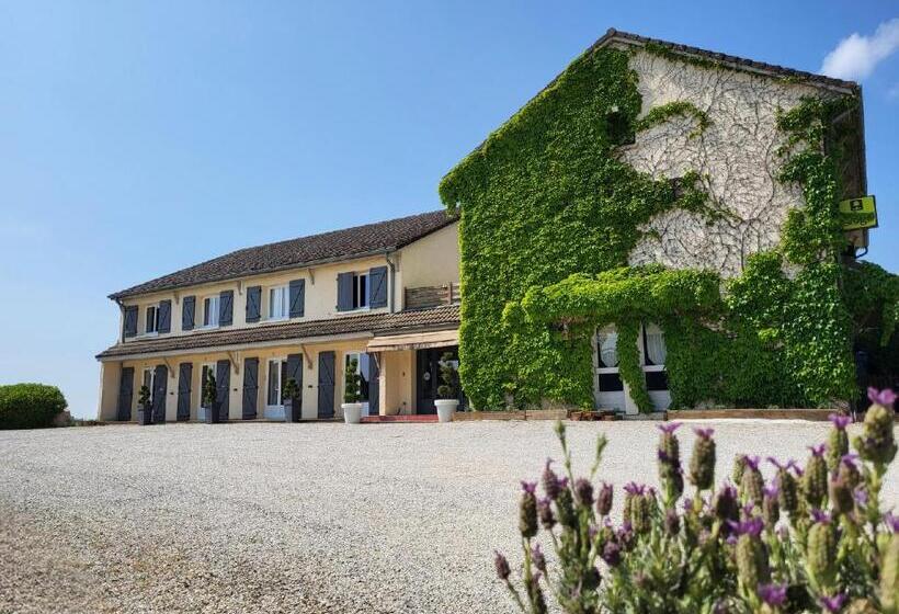 فندق Hôtel Parc Adélie Logis Hôtels