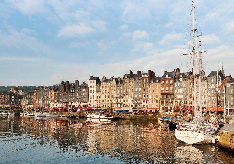 Отель Ibis Honfleur