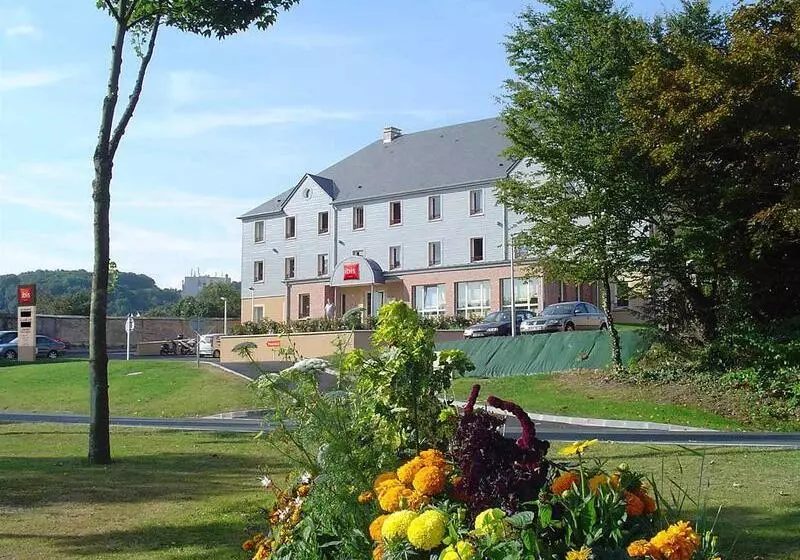 Отель Ibis Honfleur