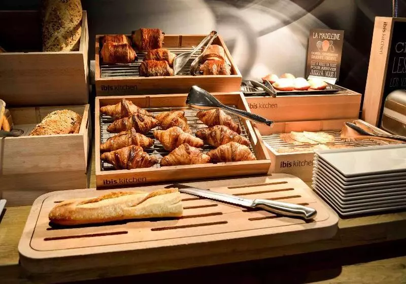 Отель Ibis Honfleur