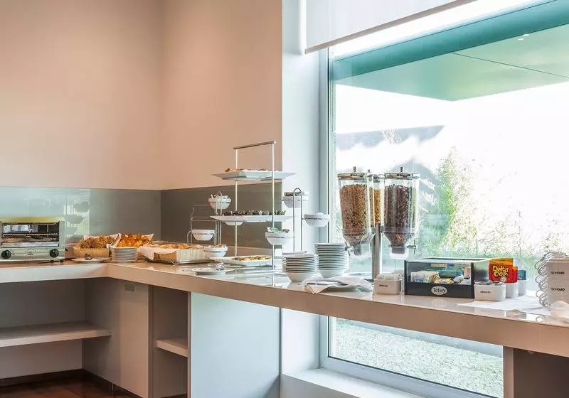 Opohotel Porto Aeroporto