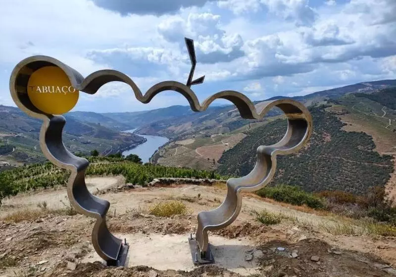 ホテル Quinta Da Casa Cimeira, Guest House, Wines & Food