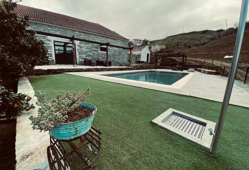 ホテル Quinta Da Casa Cimeira, Guest House, Wines & Food