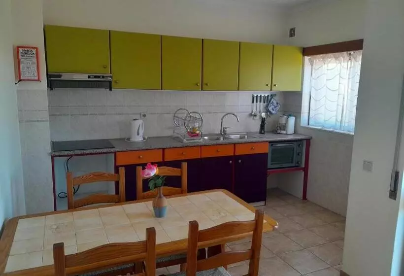 בית מלון כפרי Residence 1000 Roses