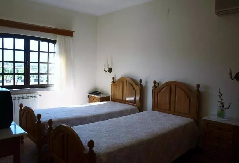 בית מלון כפרי Residencial Sra. Da Lomba