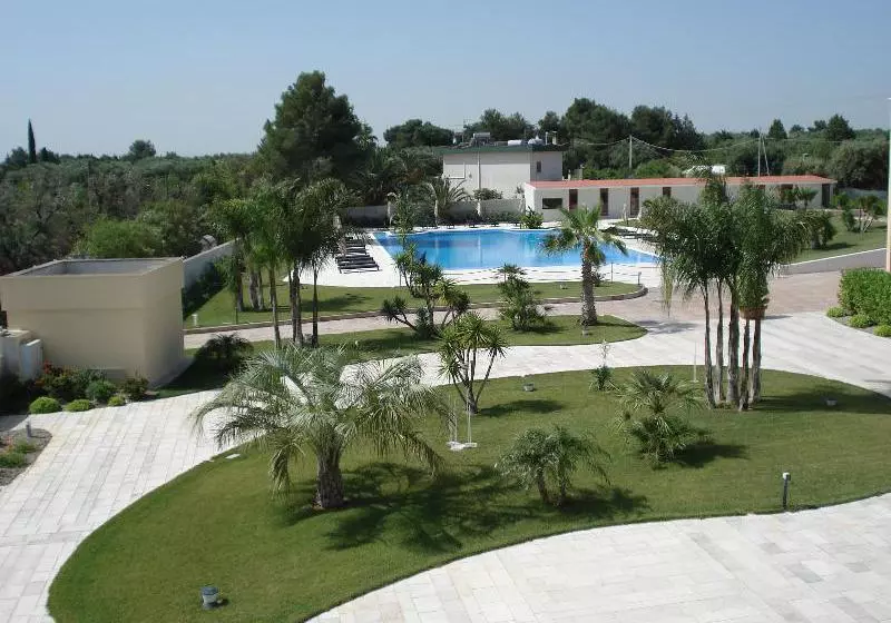 ホテル Resort Dei Normanni