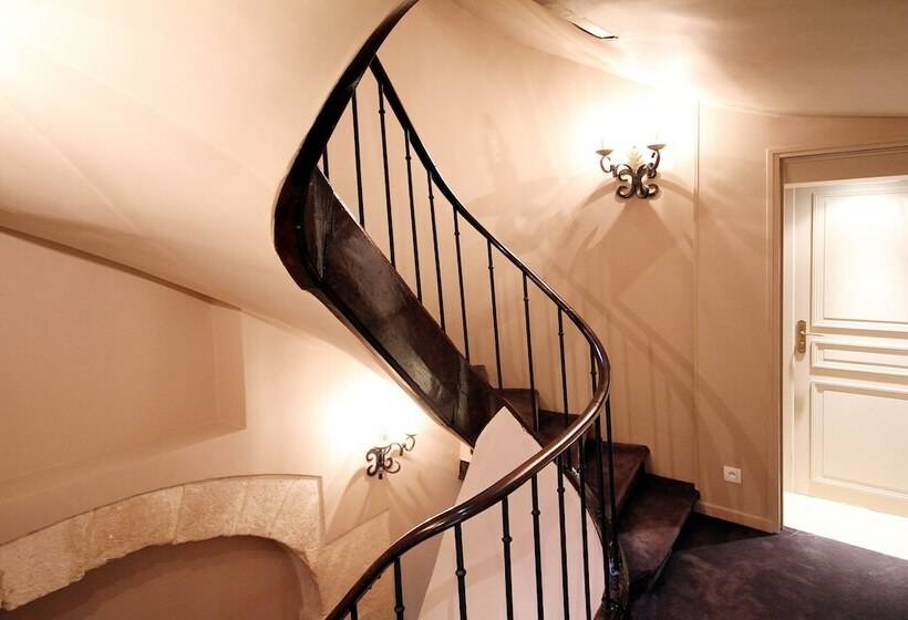 ホテル Saintlouis Marais