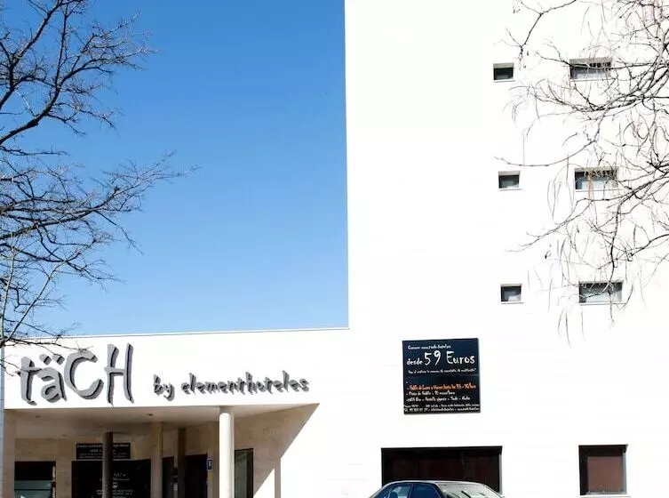 هتل Täch Madrid Airport