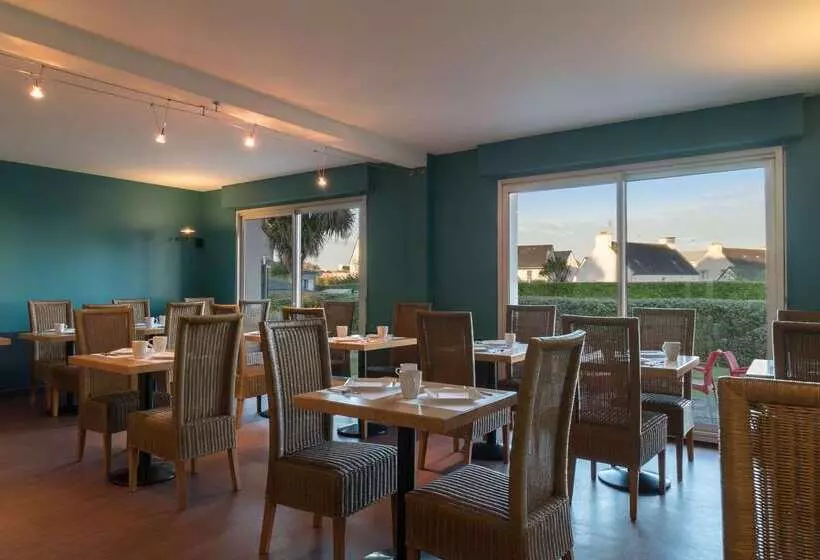 Отель The Originals City, Hôtel Armen Le Triton, Roscoff