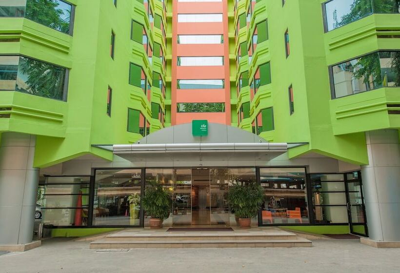 Hotel The Seasons Bangkok Huamark Sha