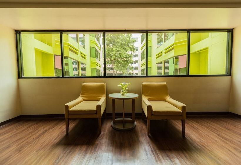 Hotel The Seasons Bangkok Huamark Sha