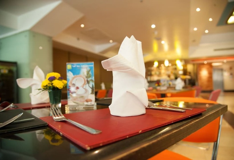 Hotel The Seasons Bangkok Huamark Sha