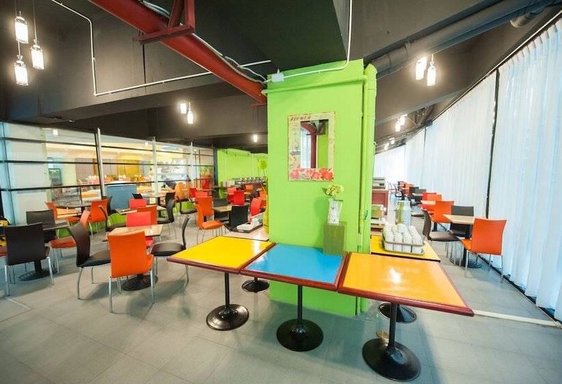 Hotel The Seasons Bangkok Huamark Sha