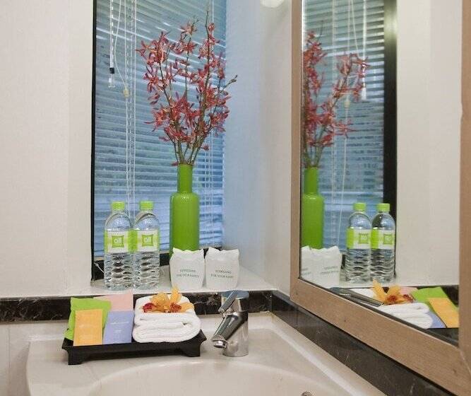 Hotel The Seasons Bangkok Huamark Sha