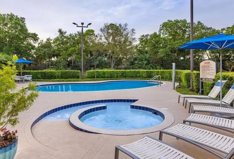 Marriott's Imperial Palms Villas