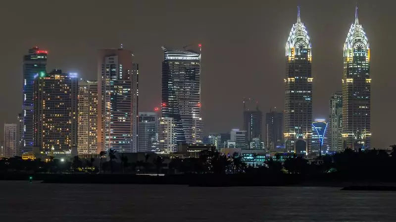 Staybridge Suites Dubai Internet City, An Ihg