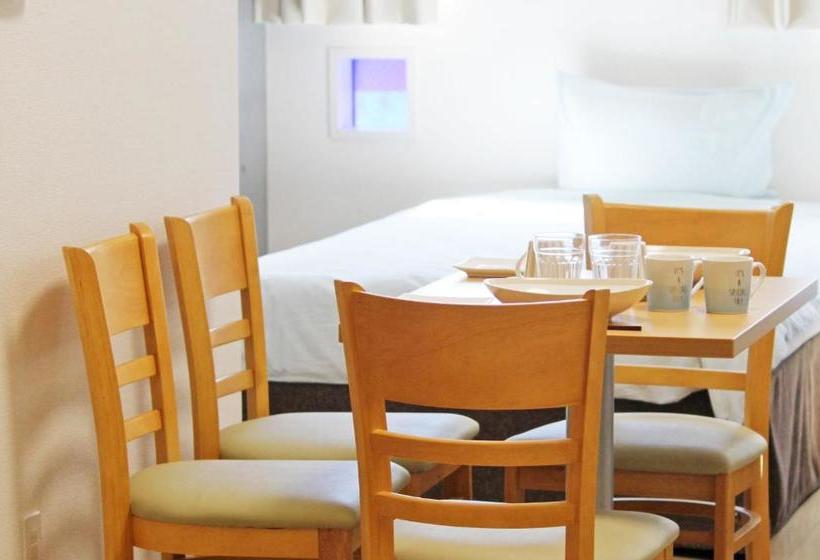 Across Omoromachi Naha