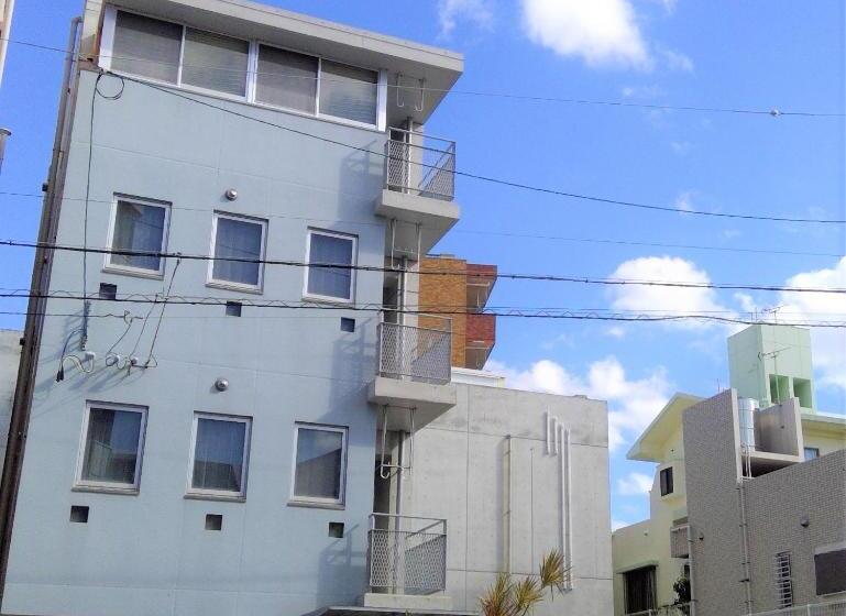 Across Omoromachi Naha