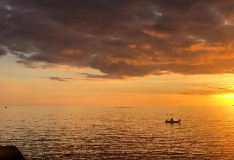 Auberge De Jeunesse De Concarneau