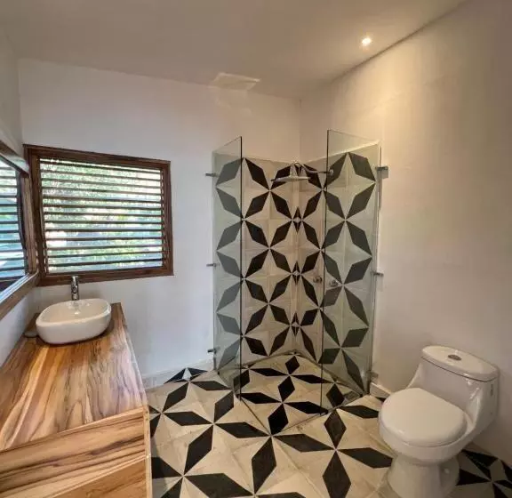 Retkeilymaja El Pital, Chocolate Paradise