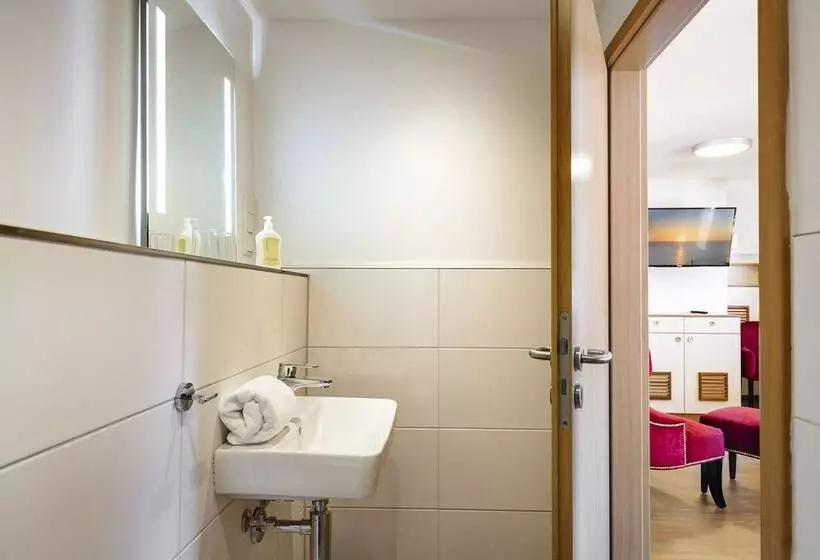 Aamiaismajoitus (B&B) Helgolandia Dependance